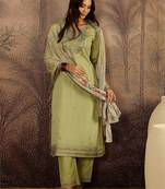 Embroidered round neck kurta & trousers with dupatta