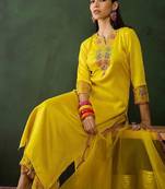 Women embroidered three quarter sleeves kurta & trousers with dupatta