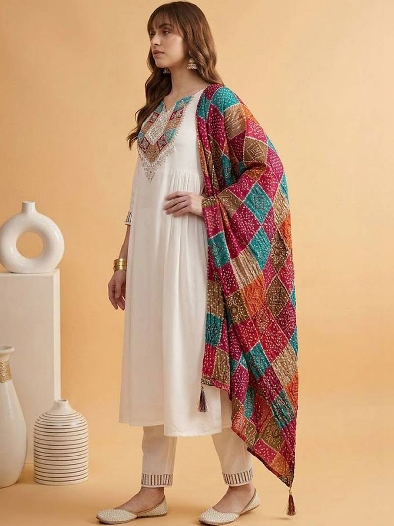 Embroidered notched neck kurta & trousers with dupatta