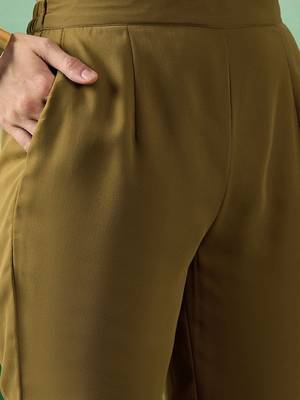 Olive green floral embroidered sequinned straight kurta with trouser & dupatta 3