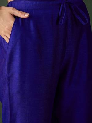 Blue floral embroidered notch neck straight kurta with trouser & dupatta 3