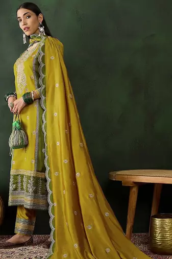 Paisley embroidered regular kurta with trousers & dupatta