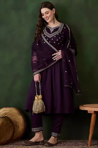 Embroidered georgette sweetheart neck anarkali kurta with trousers & dupatta