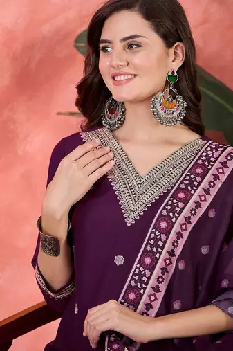 Floral embroidered v-neck straight kurta with trouser and dupatta
