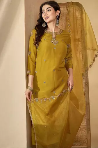 Ethnic motifs embroidered thread work chinon kurta with trousers & dupatta