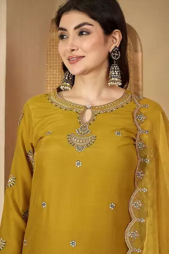 Ethnic motifs embroidered thread work chinon kurta with trousers & dupatta