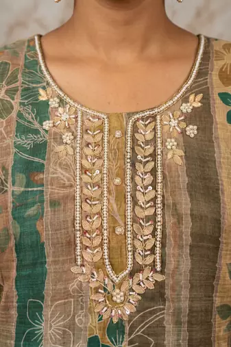 Olive pure cotton lilan shimmer printed suit set with handwork