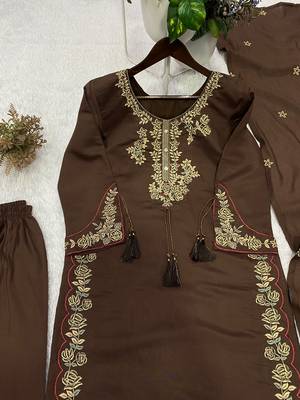 Brown roman embroidered kurti palazzo set with dupatta 2