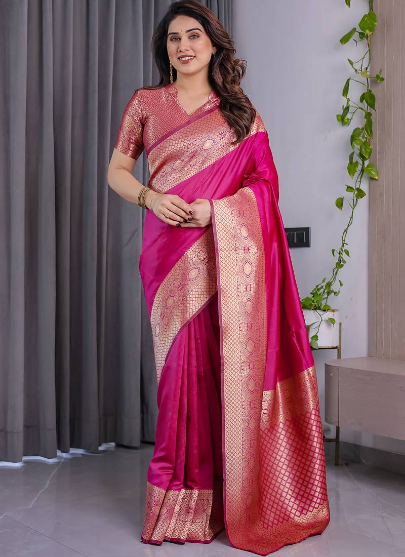 Pink soft lichi silk saree with blouse
