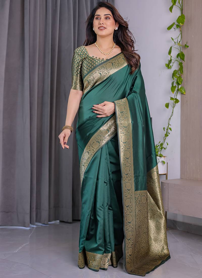 Green soft lichi silk saree with blouse