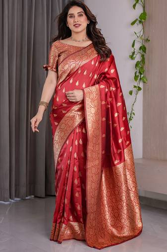 Red soft lichi silk saree with blouse