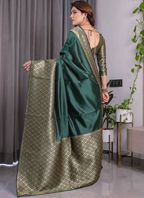 Green soft lichi silk saree with blouse 2