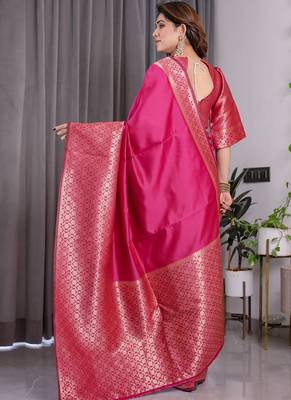 Pink soft lichi silk saree with blouse 2