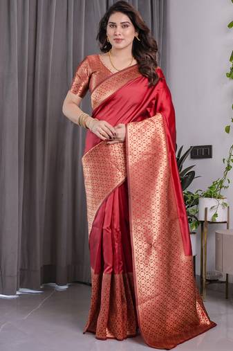 Red soft lichi silk saree with blouse