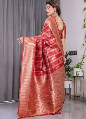 Red soft lichi silk saree with blouse 2