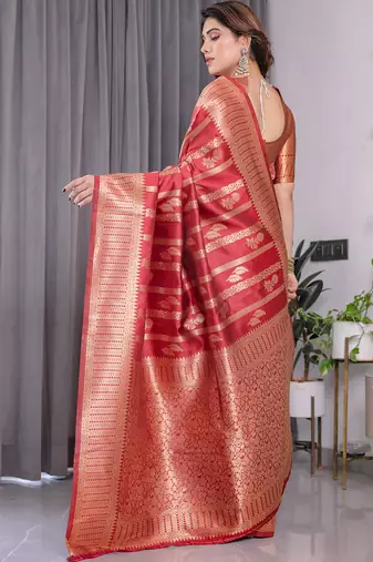 Red soft lichi silk saree with blouse