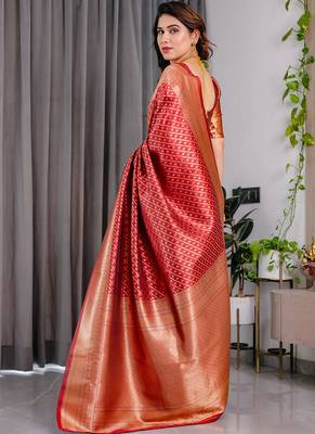 Red soft lichi silk saree with blouse 2