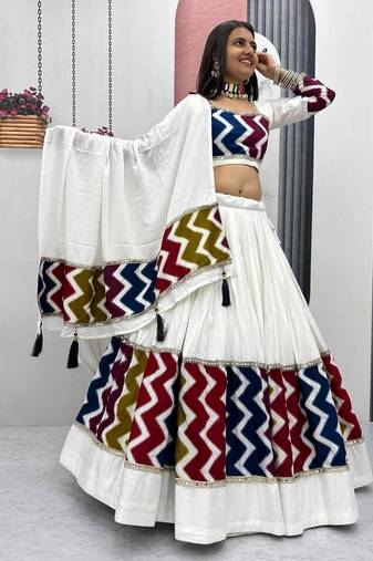 NAVRATRI WEAR WHITE COTTON SOLID PRINT LACE WORK LEHENGA CHOLI SET FULL STITCHED