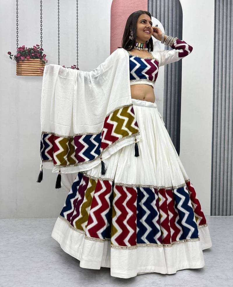 NAVRATRI WEAR WHITE COLOR COTTON SOLID PRINT LACE WORK LEHENGA CHOLI SET FULL STITCHED.