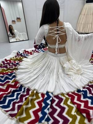 NAVRATRI  WHITE COTTON SOLID PRINT LACE WORK LEHENGA CHOLI SET FULL STITCHED 3