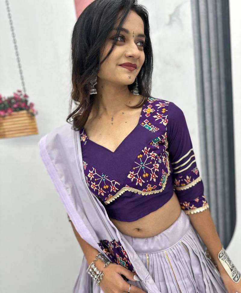 NAVRATRI WEAR PURPLE COLOR COTTON LUMPI RIBBON LACE WORK PASTING BUTTA LEHENGA CHOLI SET FULL-STITCHED.