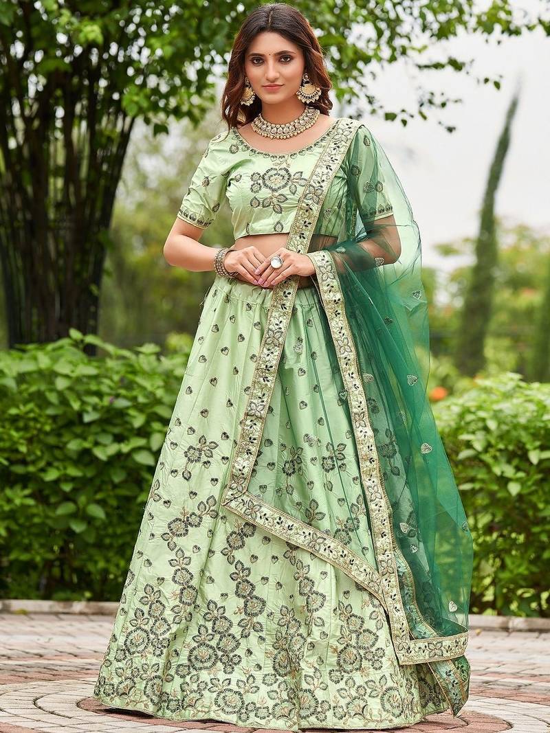 Women Embroidered Semi-Stitched Lehenga & Unstitched Blouse With Dupatta