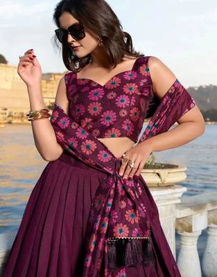 Printed Semi-Stitched Lehenga & Unstitched Blouse With Dupatta 2