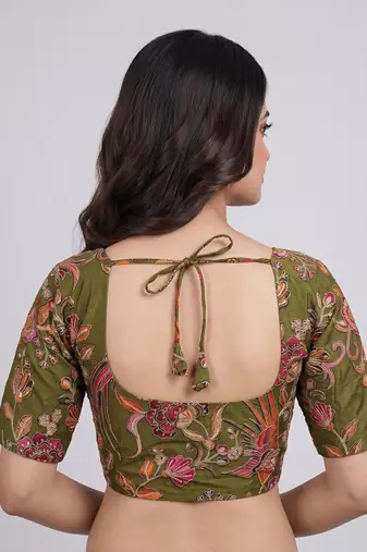 Elegant sweetheart neck saree blouse