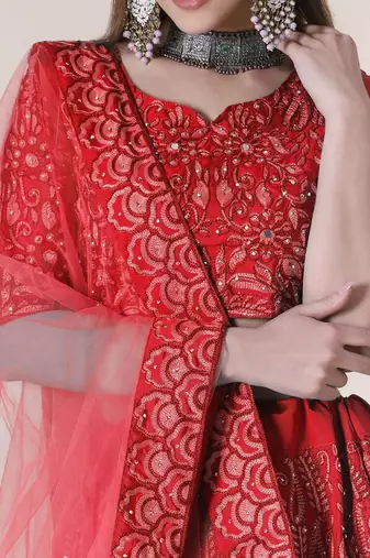 Embroidered Thread Work Semi-Stitched Lehenga & Blouse With Dupatta
