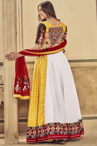 Embroidered Thread Work Semi-Stitched Lehenga & Unstitched Blouse With Dupatta