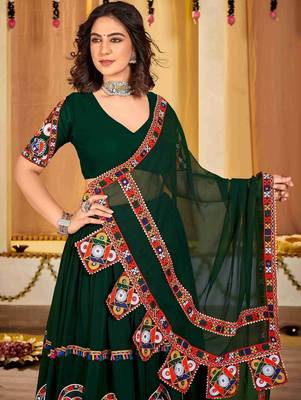 Embroidered Thread Work Semi-Stitched Lehenga & Blouse With Dupatta 3