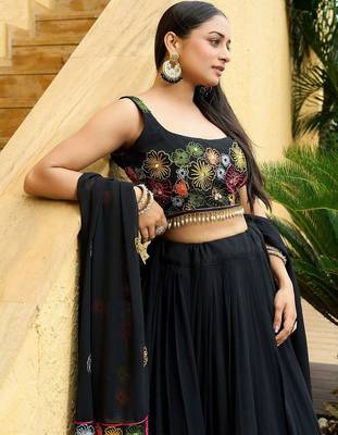 Embroidered Thread Work Semi-Stitched Lehenga & Unstitched Blouse With Dupatta 2