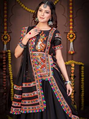 Embroidered Thread Work Semi-Stitched Lehenga & Blouse With Dupatta 2