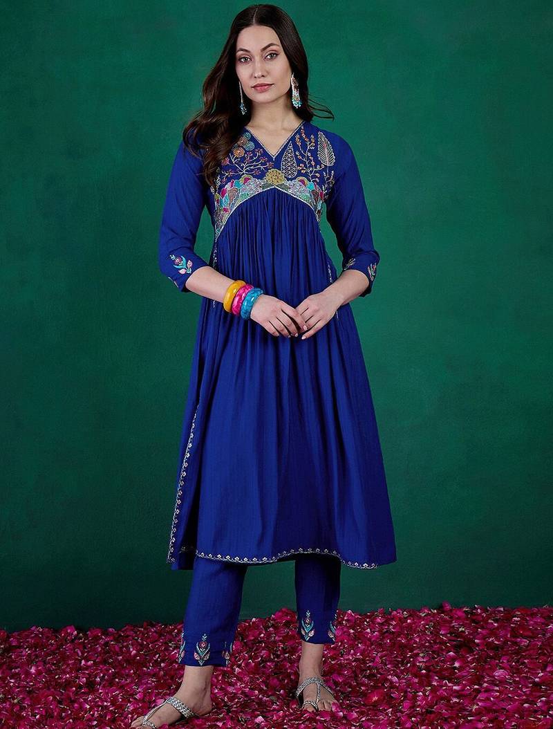 Floral embroidered sequinned v-neck empire a-line kurta with trousers