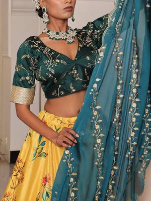 Embroidered Thread Work Ready to Wear Lehenga & Blouse With Dupatta 2