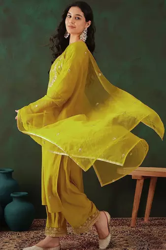 Yellow floral embroidered round neck zari straight kurta & palazzos with dupatta