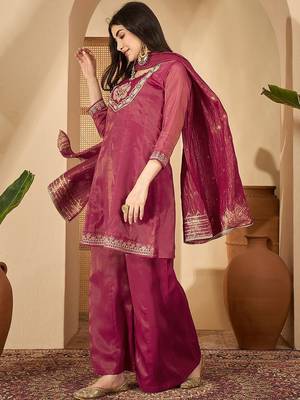 Women silk blend embroidered kurta sets with dupatta 3
