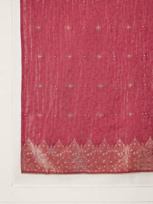 Women silk blend embroidered kurta sets with dupatta 4