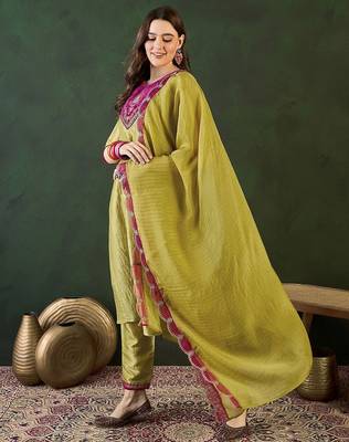 Floral embroidered a-line kurta trouser with dupatta 4