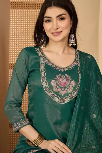Women silk blend embroidered kurta sets with dupatta