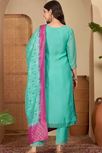 Women ethnic motifs embroidered regular thread work kurta with trousers & with dupatta