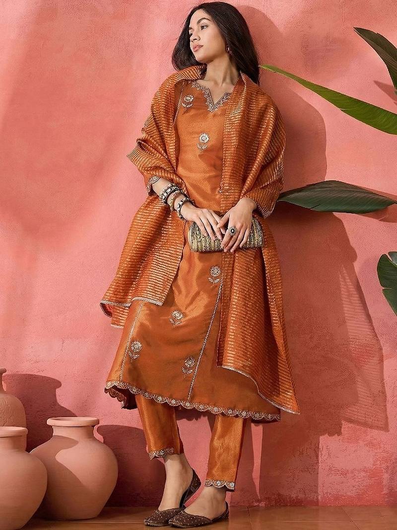 Embroidered round neck kurta & trousers kurta sets