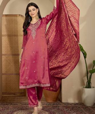 Women ethnic motifs embroidered regular thread work kurta with trousers & with dupatta 4