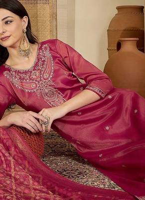 Women ethnic motifs embroidered regular thread work kurta with trousers & with dupatta 5
