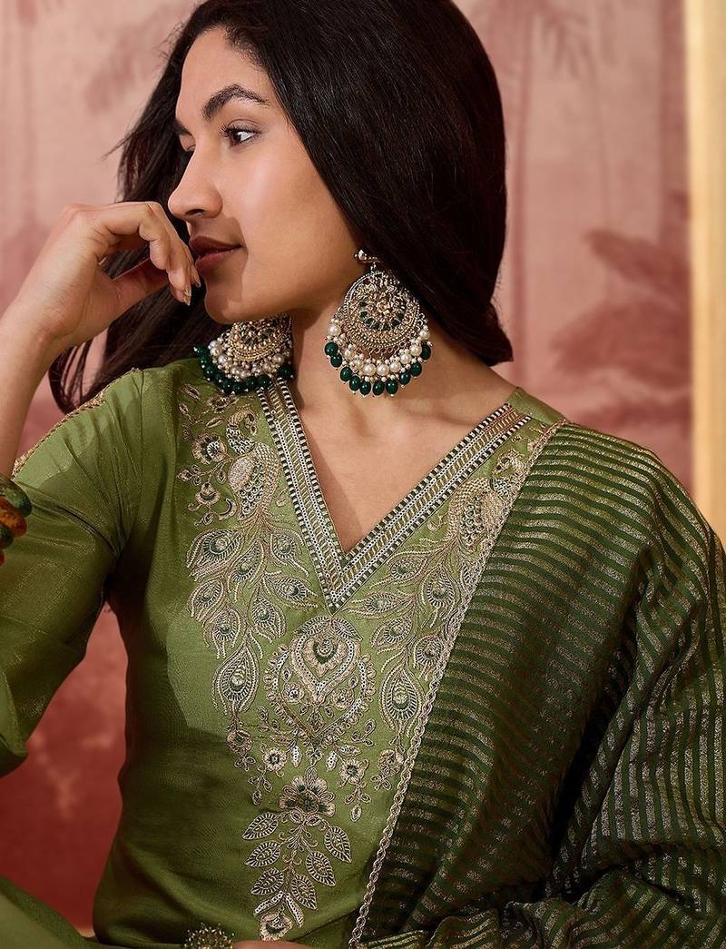 Embroidered v-neck kurta & palazzos kurta sets