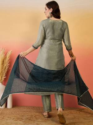 Grey silk blend straight zari sequence embroidered kurta pant with dupatta 5