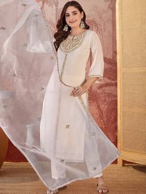 Zari sequence embroidered round-neck straight kurta & trousers with dupatta 2