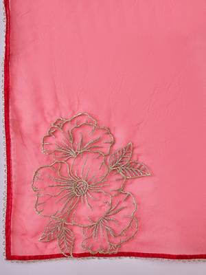 Women ethnic motifs embroidered kurta with trousers & dupatta 4