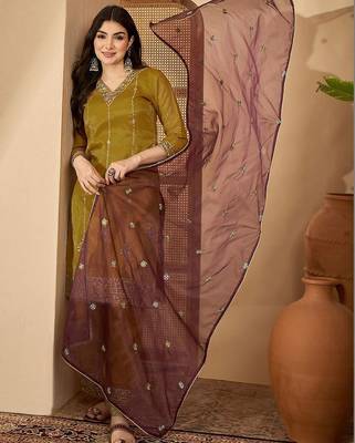 Embroidered  v-neck kurta & trousers kurta sets 1