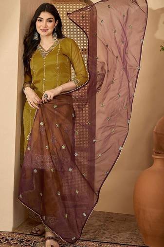 Embroidered  v-neck kurta & trousers kurta sets